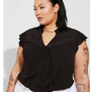 Torrid NEW NWT Crochet Detail Tie-Front Top